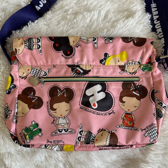 Harajuku Lovers "Paper Dolls" Crossbody/Messenger Bag - Picture 3 of 9